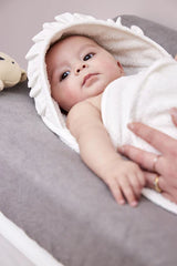 Hooded Towel Baby – Ruffle Hood